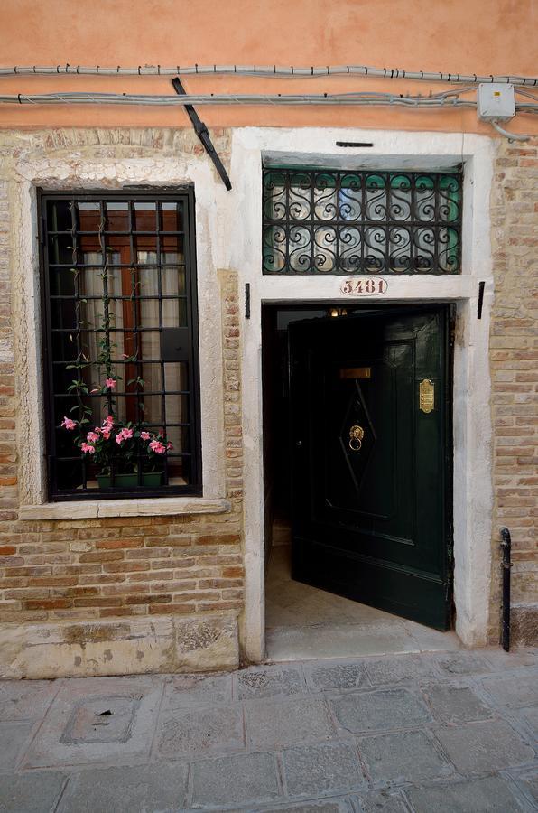 Ai Cherubini Venice Luaran gambar